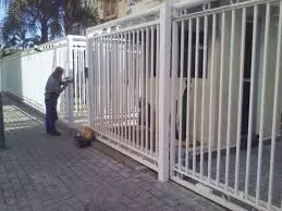 Imagem ilustrativa de Instalação de portão de garagem