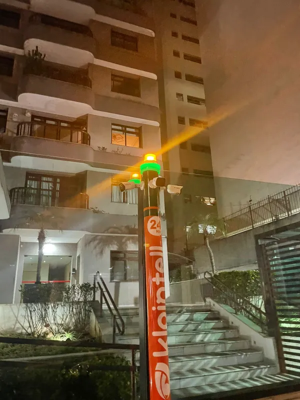 Imagem ilustrativa de Poste de monitoramento